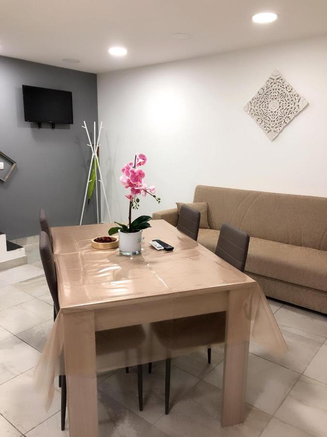 شقة Graphite House نابولي المظهر الخارجي الصورة